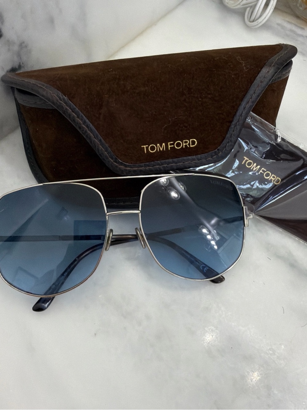 Authentic Tom Ford Blue lenses and Silver frame sunglasses